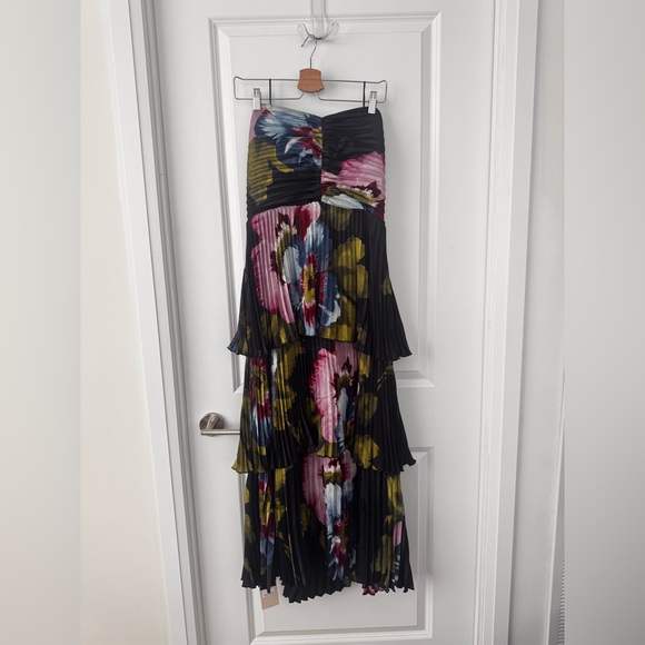 A&F Giselle Strapless Tiered Maxi Dress - Picture 5 of 10
